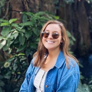 Meet your Posher, Emily